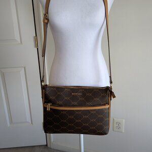 MAX STUDIO Unisex Messenger Cross Body Bag- Vegan Pebble Leather NWOT